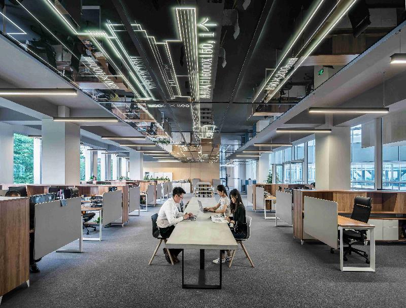 全渠道在線客服中的社交媒體策略：提高品牌影響力